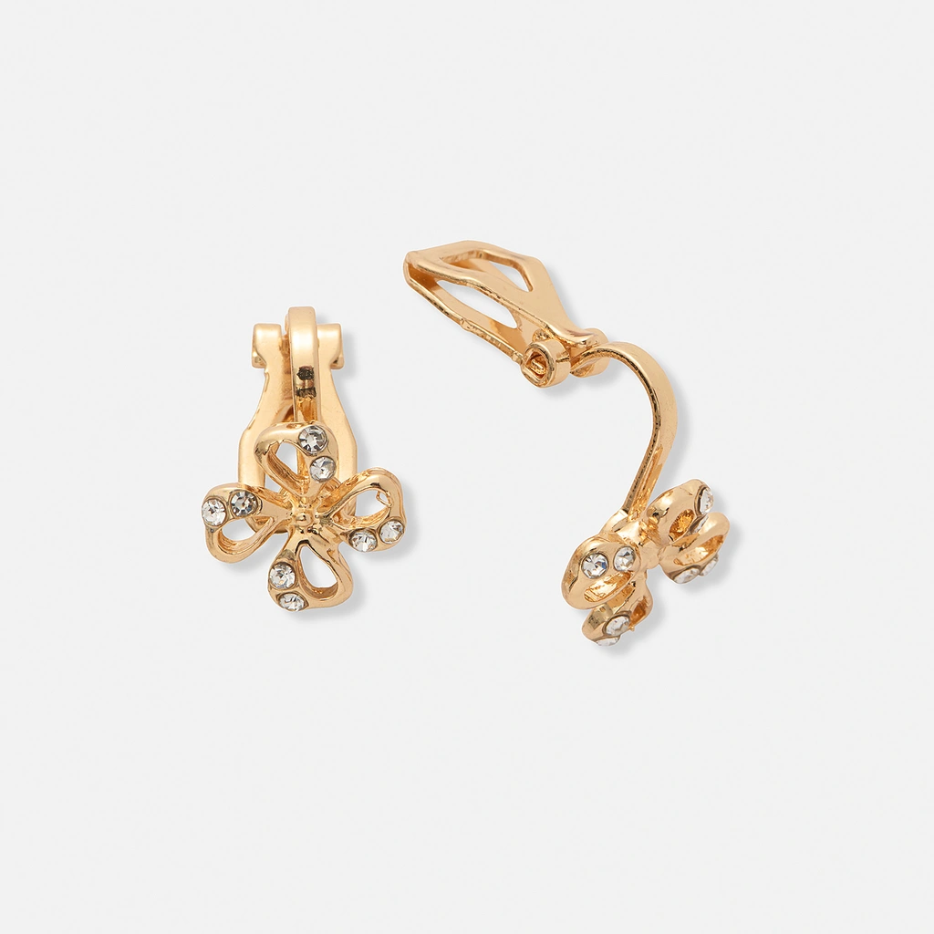 Guldfärgade örhängen, clips med fyrklöver - 10 mm