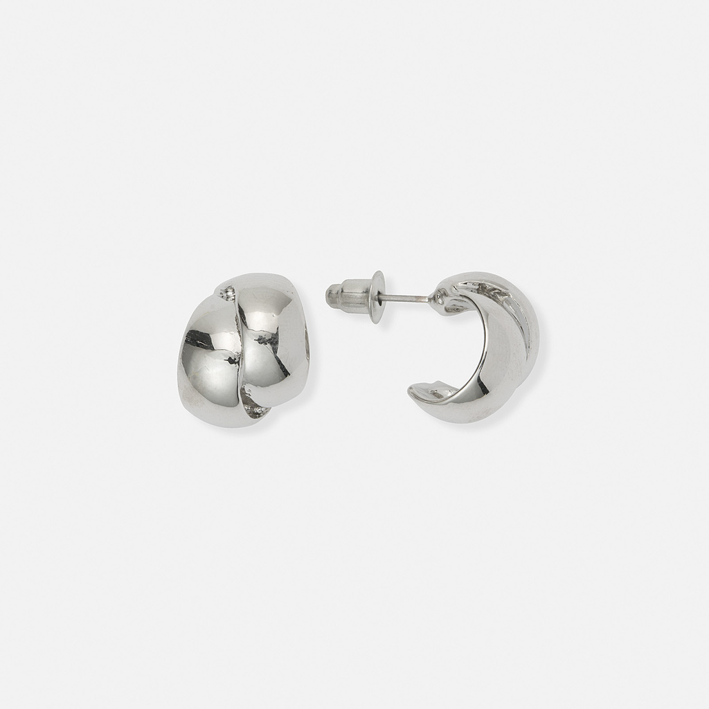 Silverfärgade örhängen, bred C-hoop - 15 mm