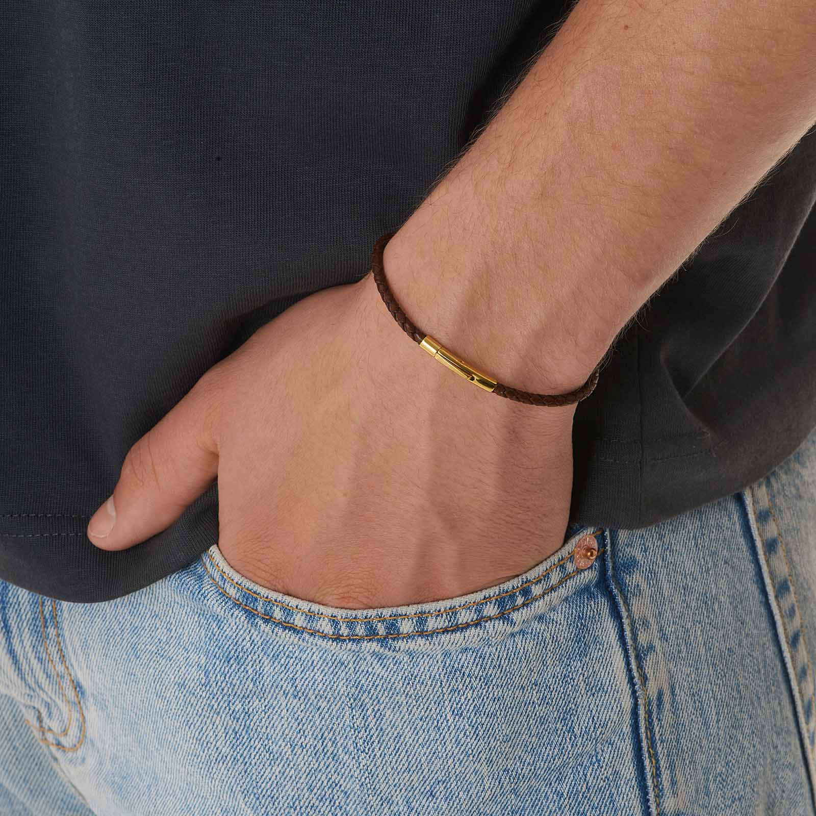 Brunt läderarmband med stålspänne, 20cm