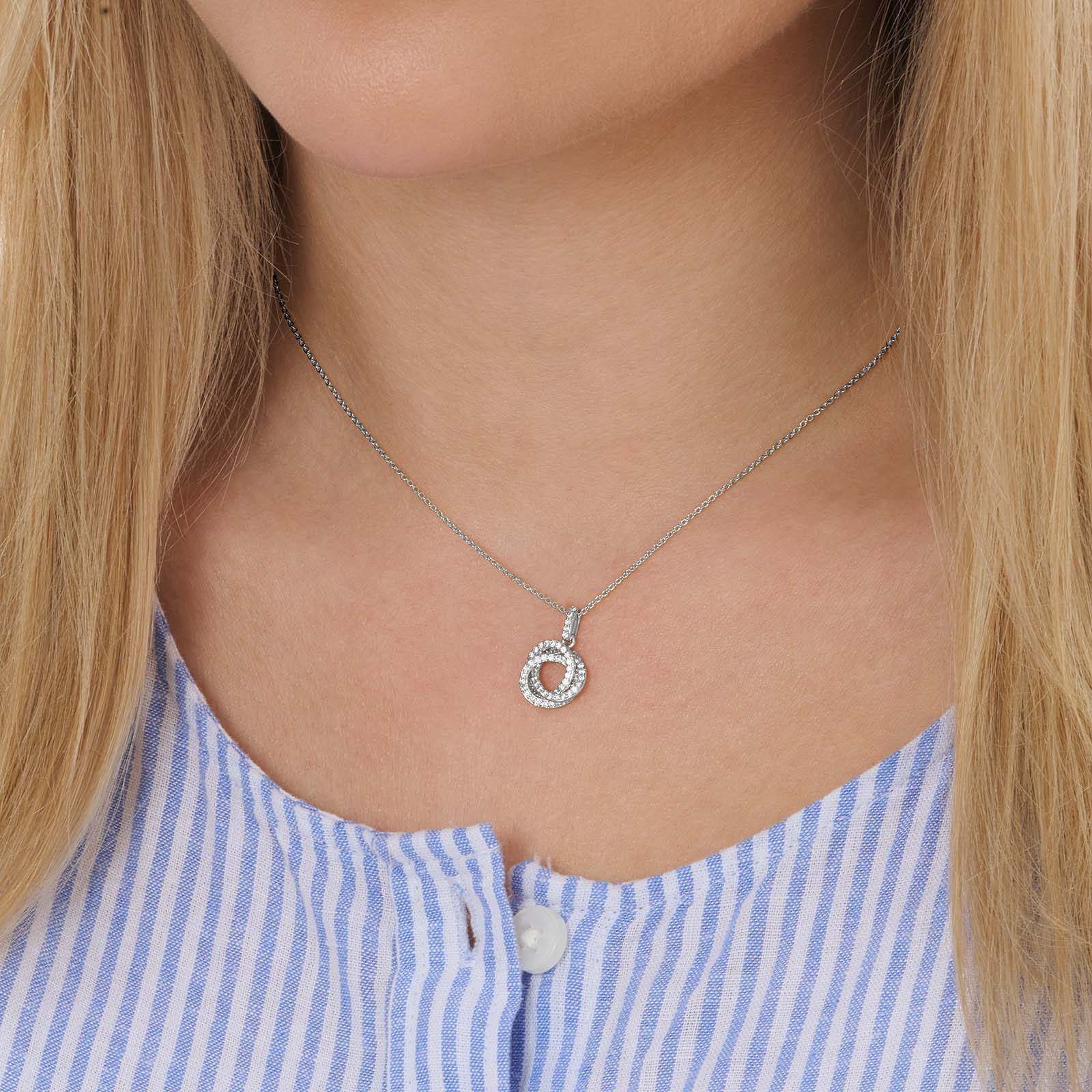 Silverfärgat halsband, tre överlappande cirklar - 42+7cm