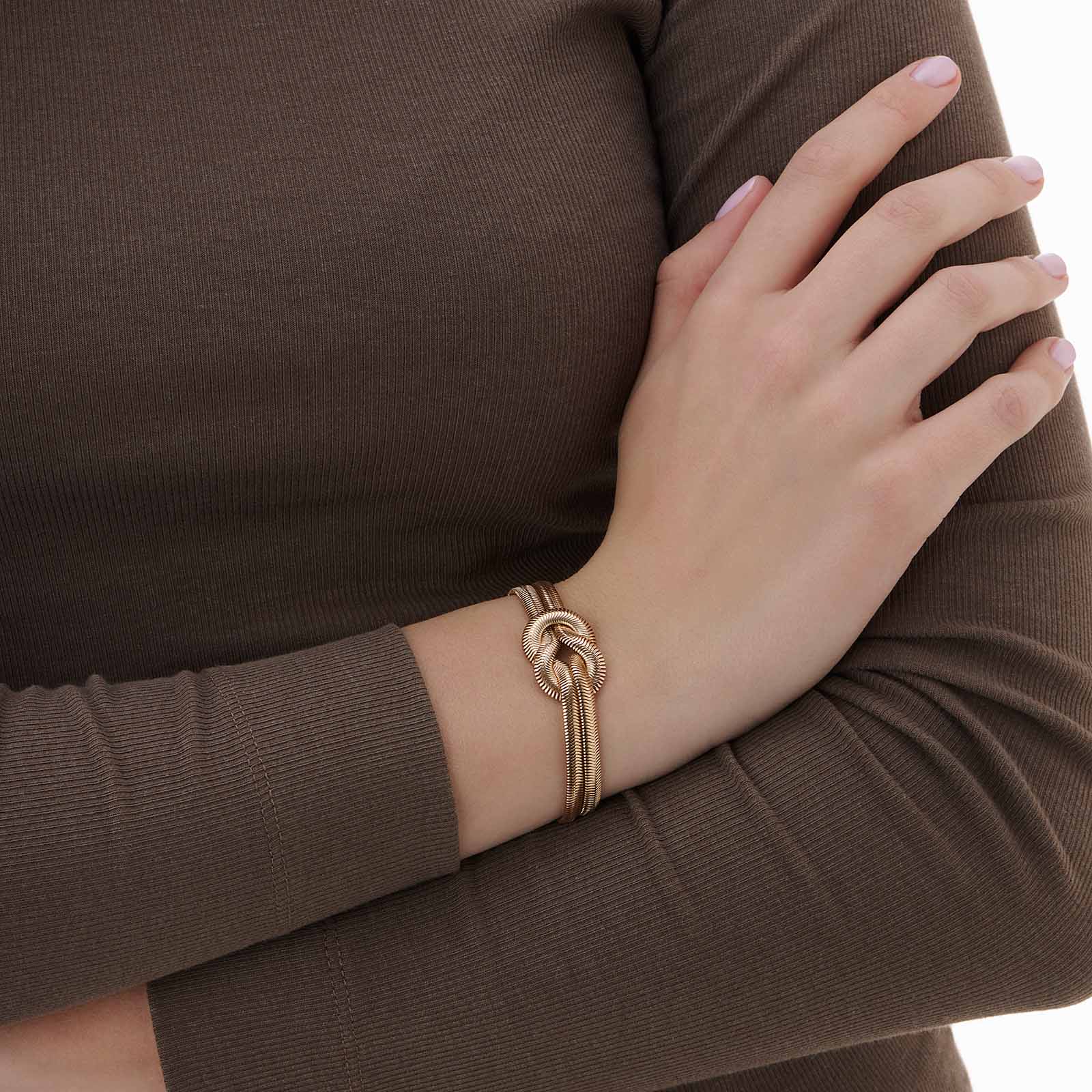Guldfärgat armband, dubbel ormkedja m. knut - 18+5 cm.