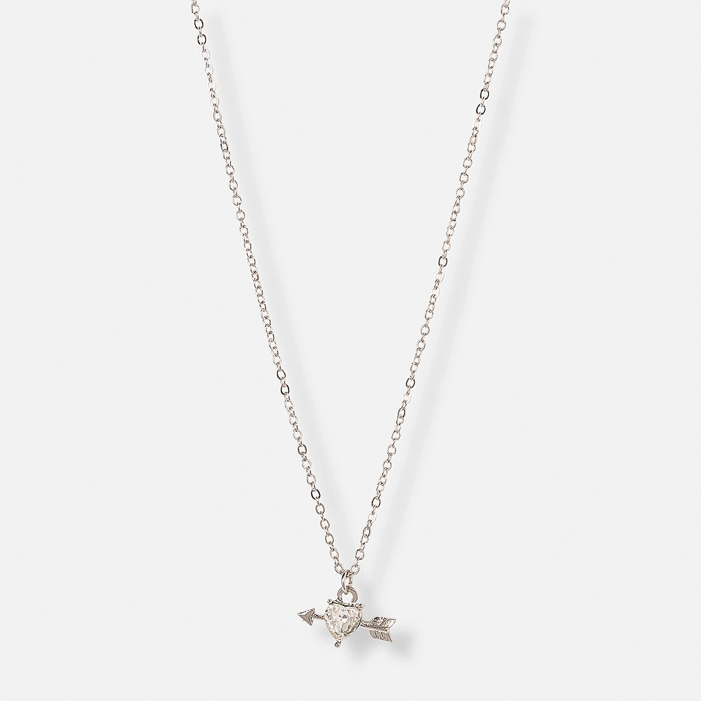 Silverfärgat halsband, hjärtformad sten & pil - 42+7 cm