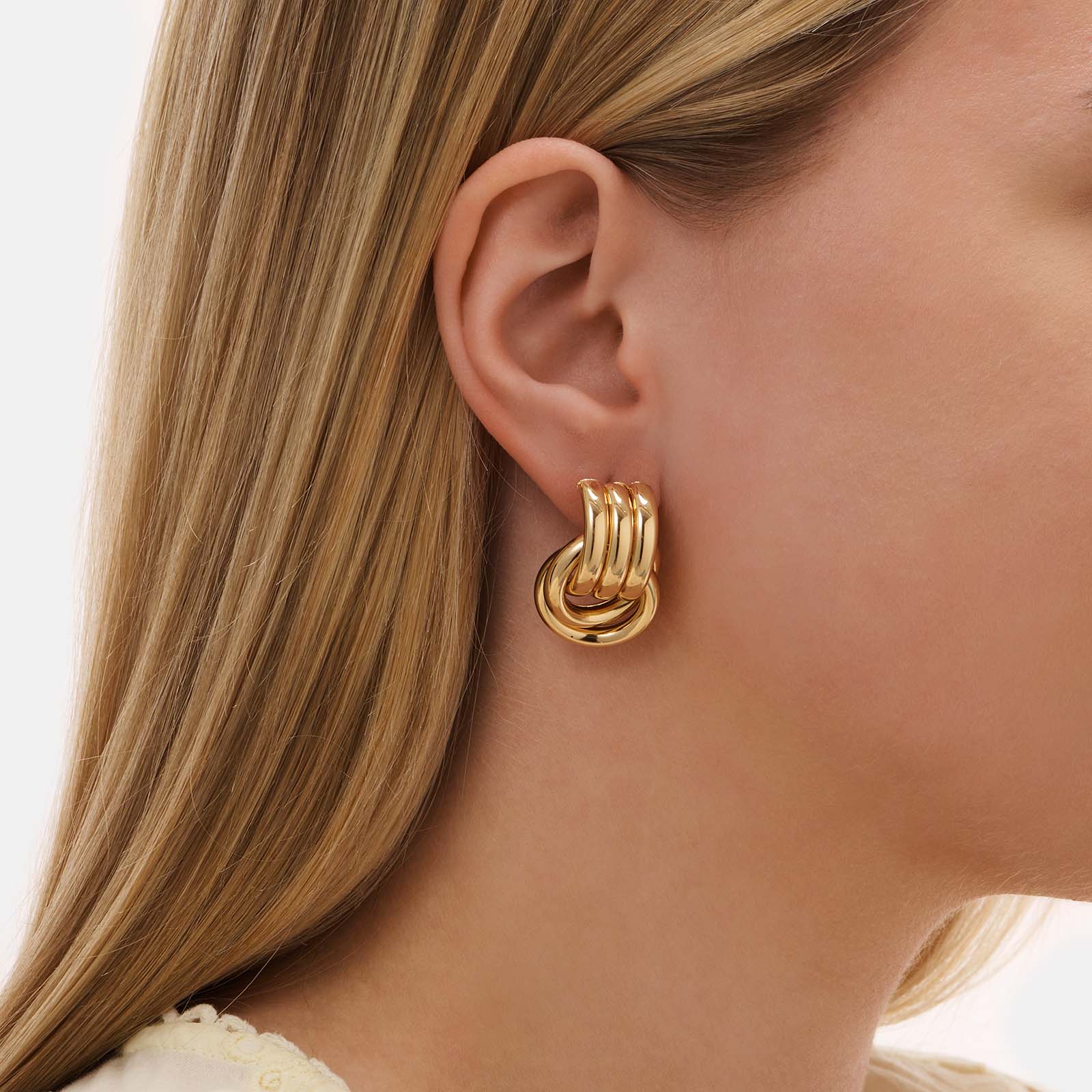 Guldfärgade örhängen, länkade ringar - 30 mm