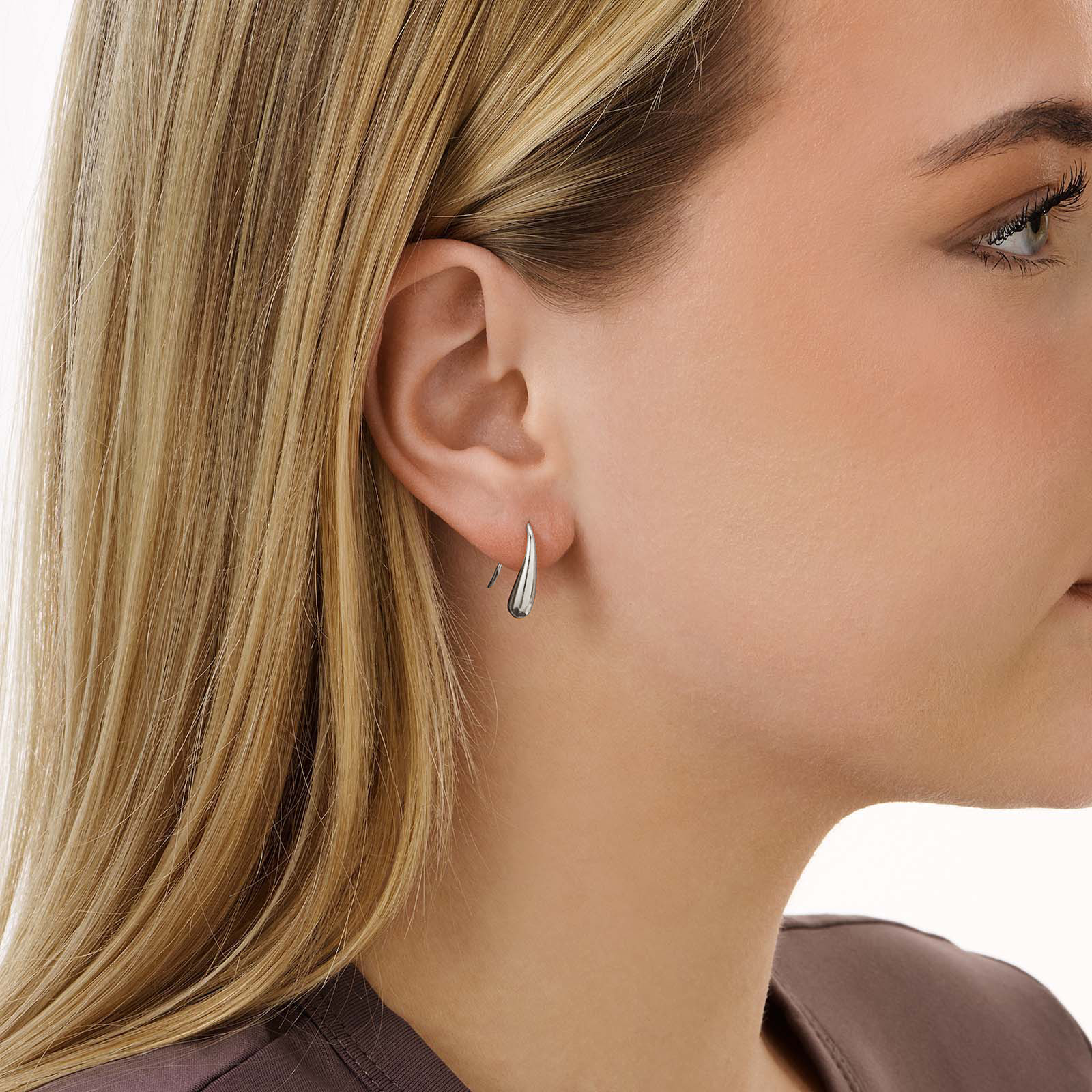 Silverfärgade örhängen, tunna droppar - 20 mm