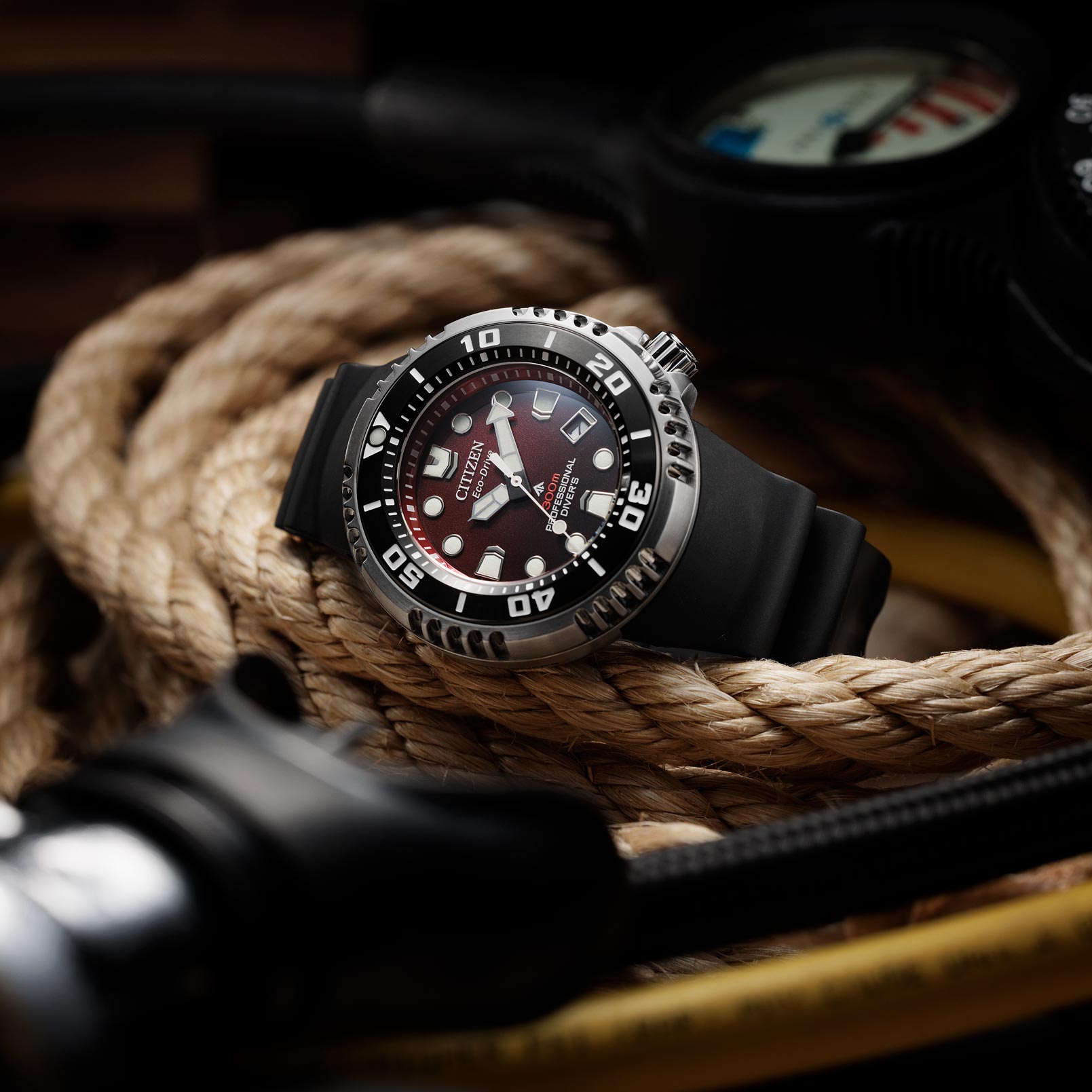 Citizen Promaster Eco-Drive Diver 300m silver/röd - BN1024-01Z