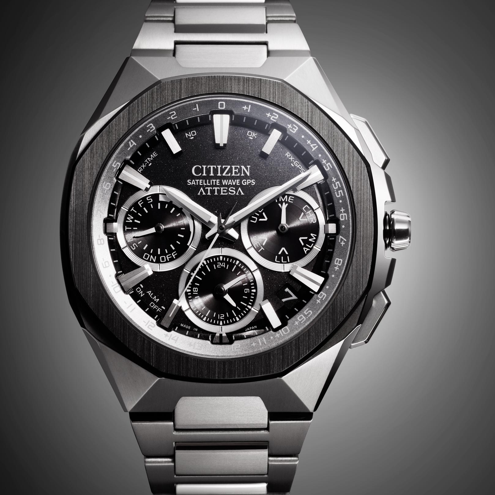 Citizen Attesa Spaceship silver/svart - CC4104-53E