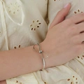 Silverfärgat armband, ormkedja med rosett - 17+6 cm