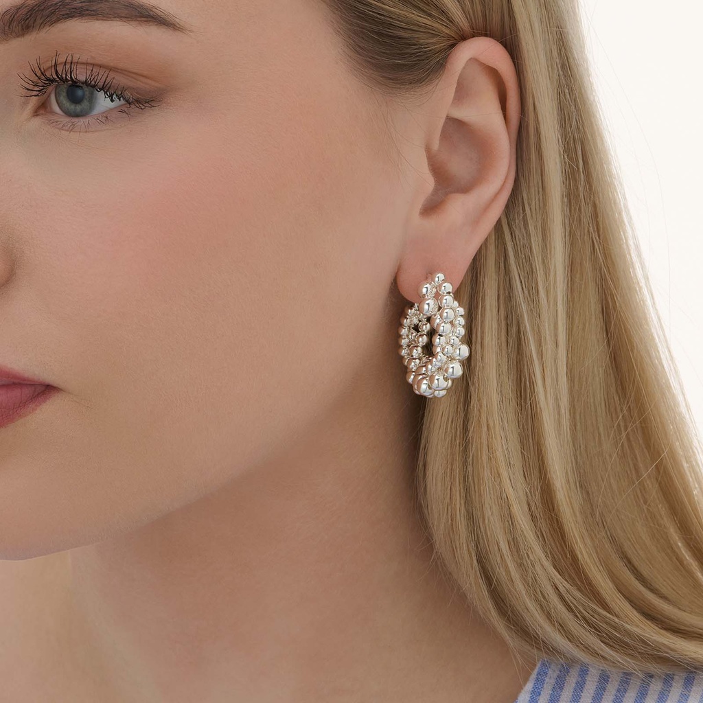 Silverpläterade örhängen, vridna kulrader hoops