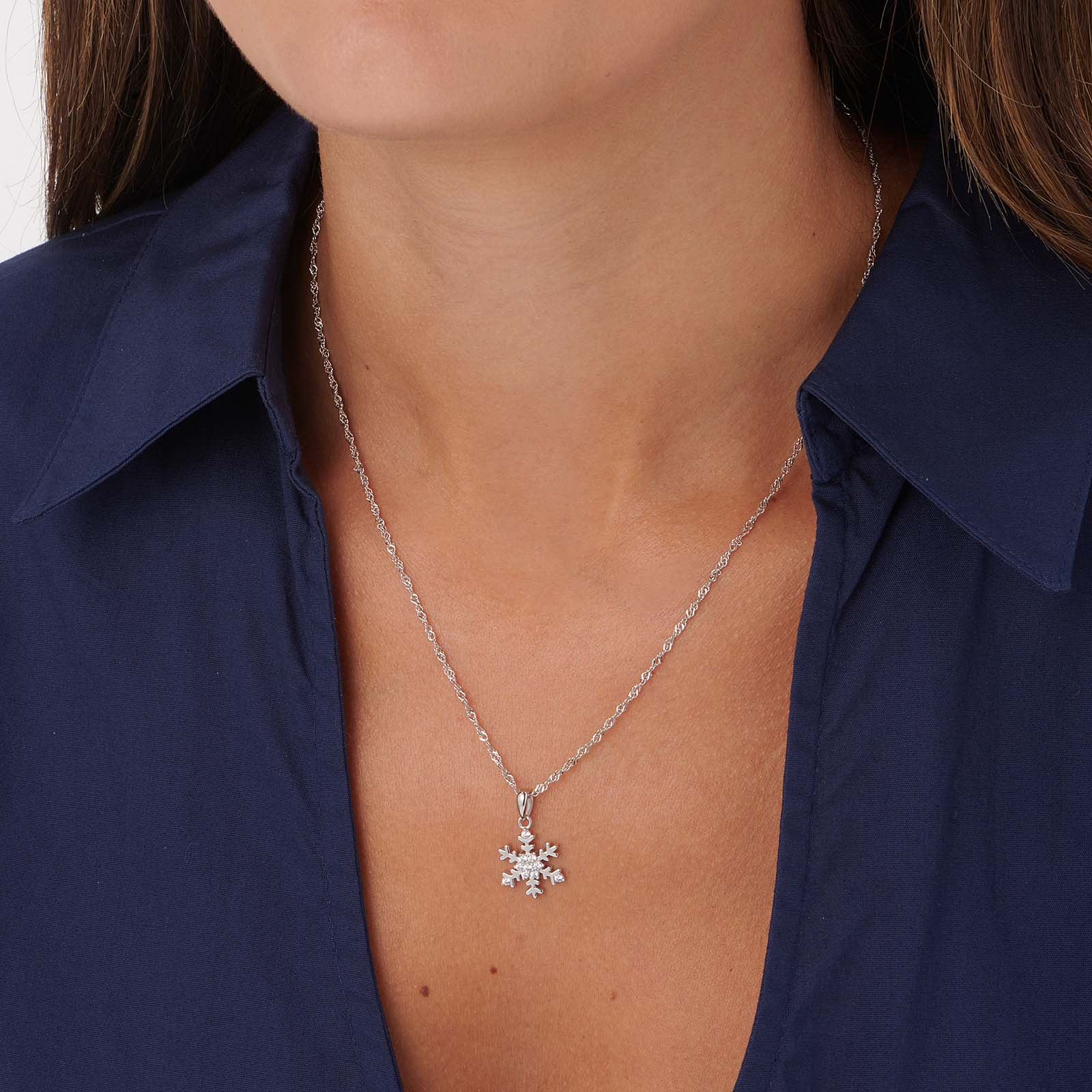 Örhängen & halsband set i äkta silver - snöflingor Örhängen & halsband set i äkta silver - snöflingor