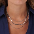 Treradigt stålhalsband, olika kedjor