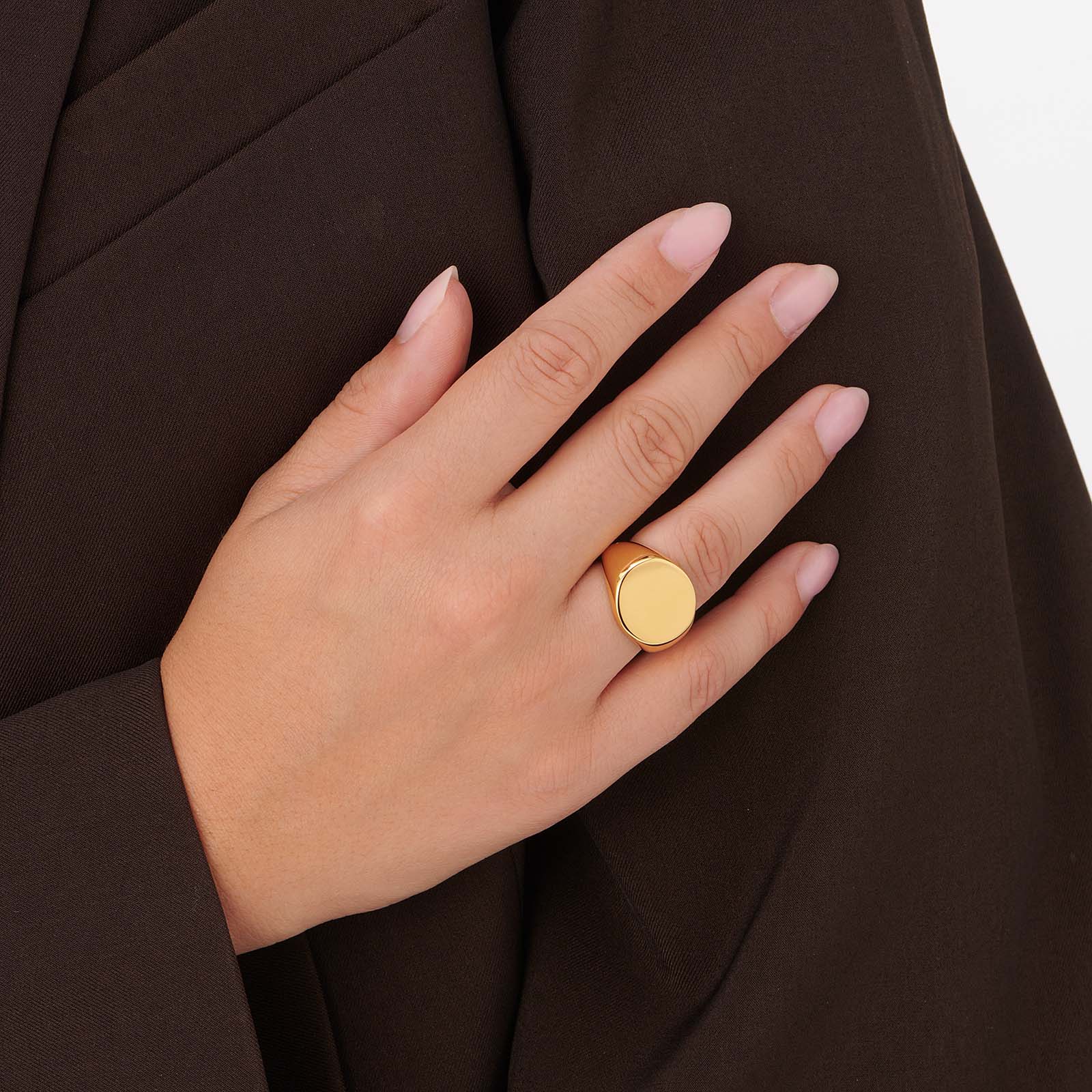 Ring i guldpläterat stål - bred