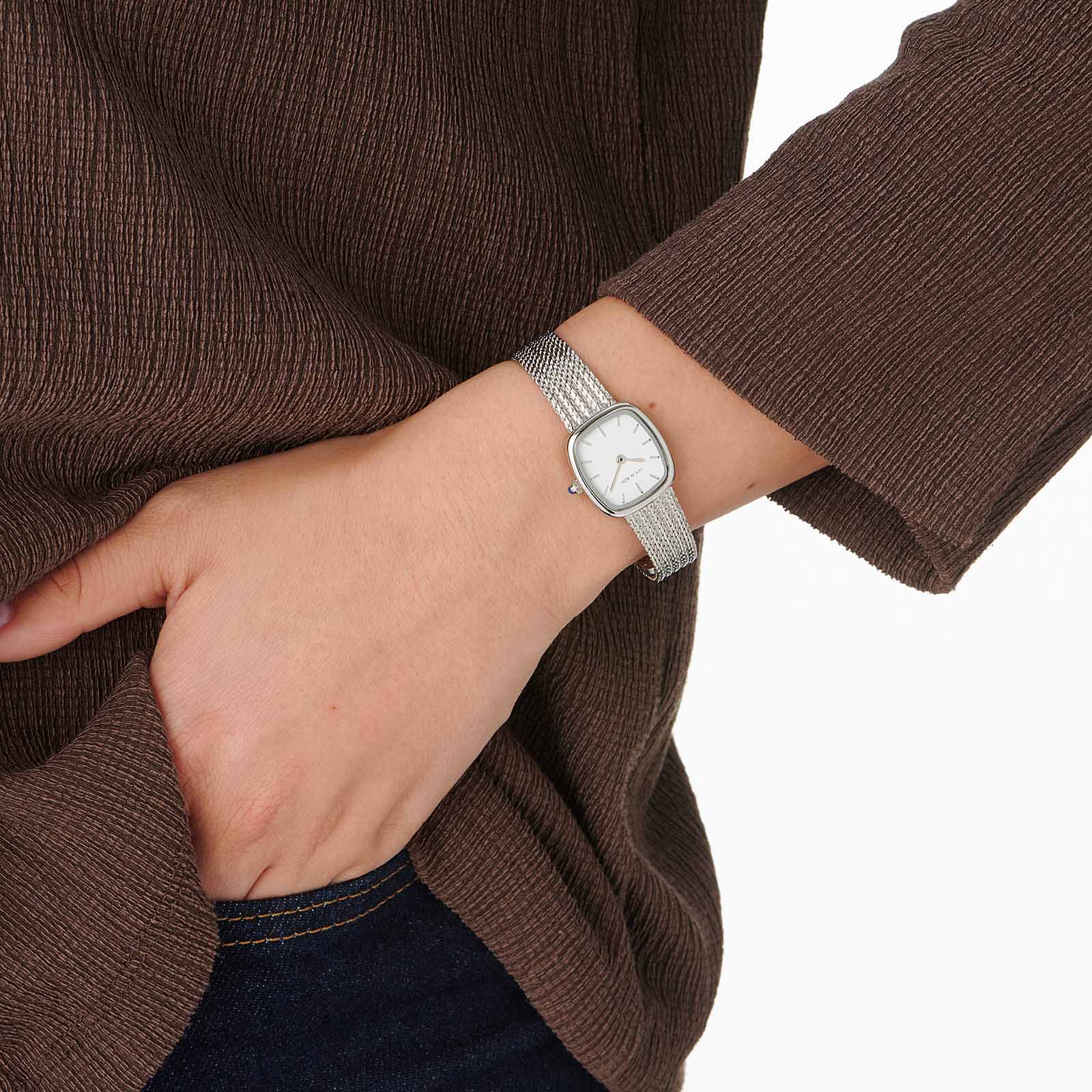 Ivy n Rox Icon damklocka silver/vit, fyrkantig - 20x22 mm