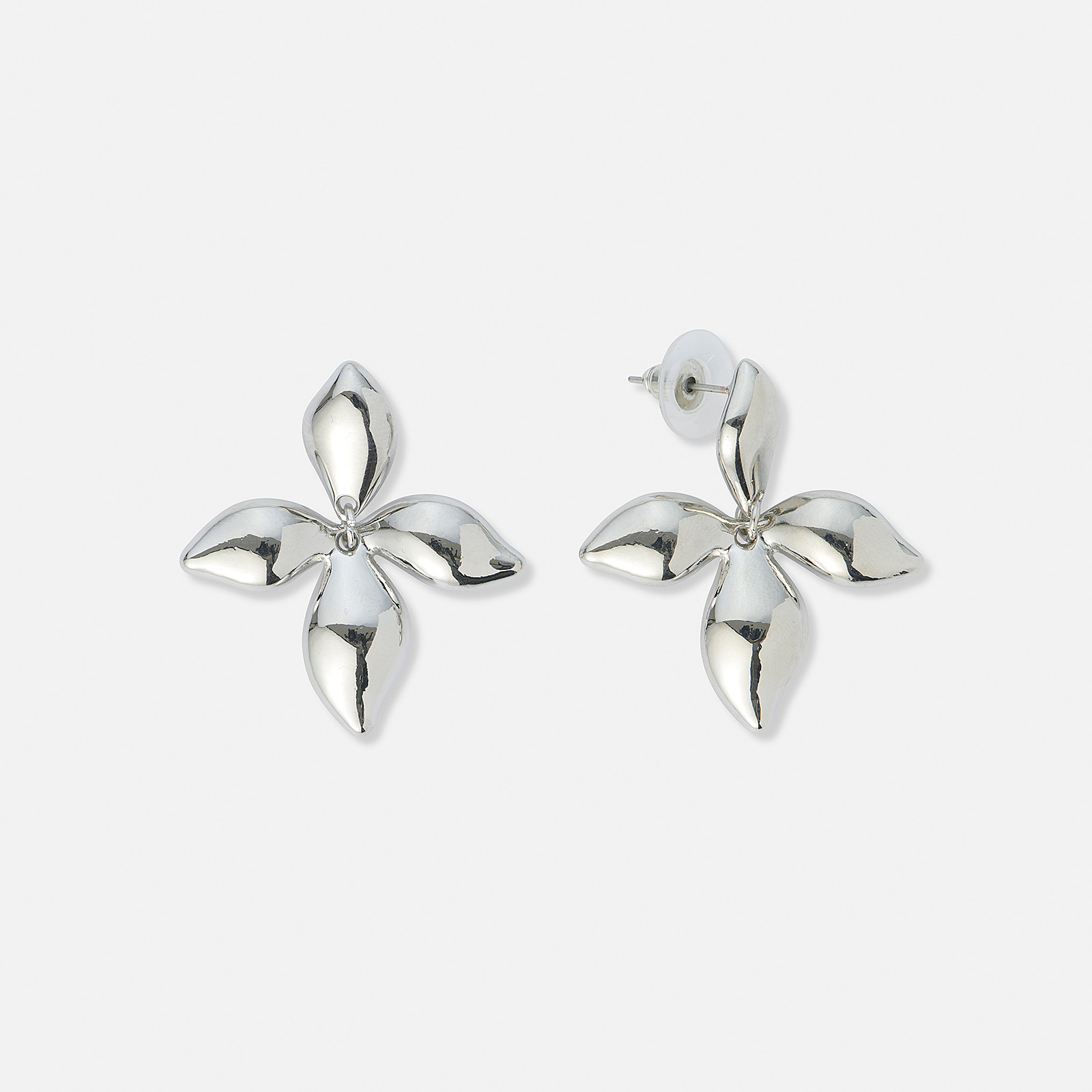 Silverfärgade örhängen fyrbladig blomma - 35 mm Silverfärgade örhängen fyrbladig blomma - 35 mm
