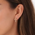 Guldfärgade örhängen öppna kors - 15x11 mm