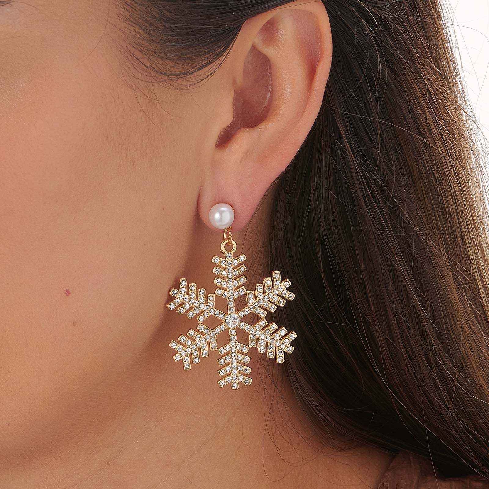 Guldfärgade julörhängen - hängande snöflingor