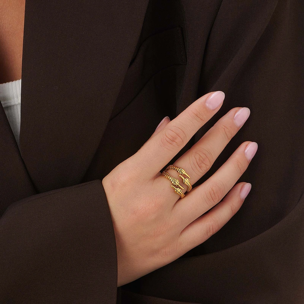 Guldfärgad ring med fågelklo - 17