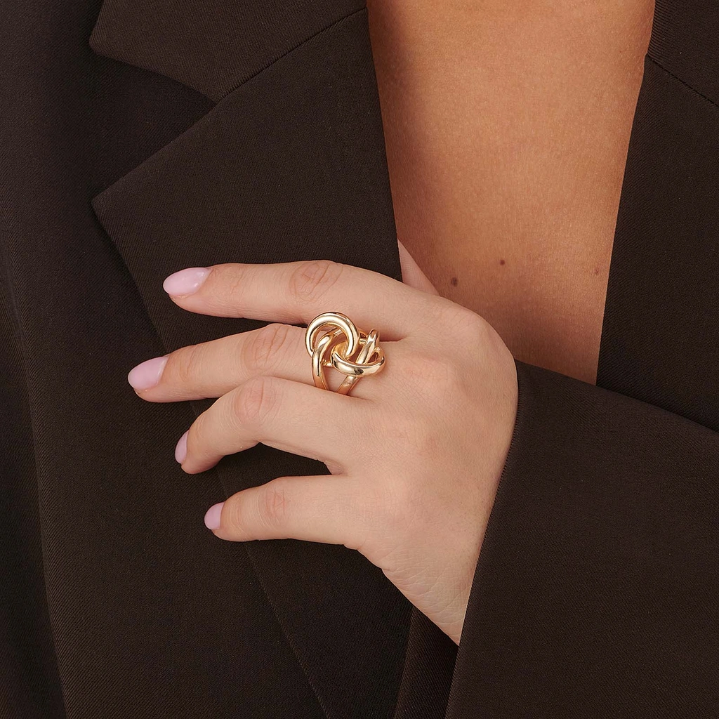Guldfärgad ring med stor knut - 19