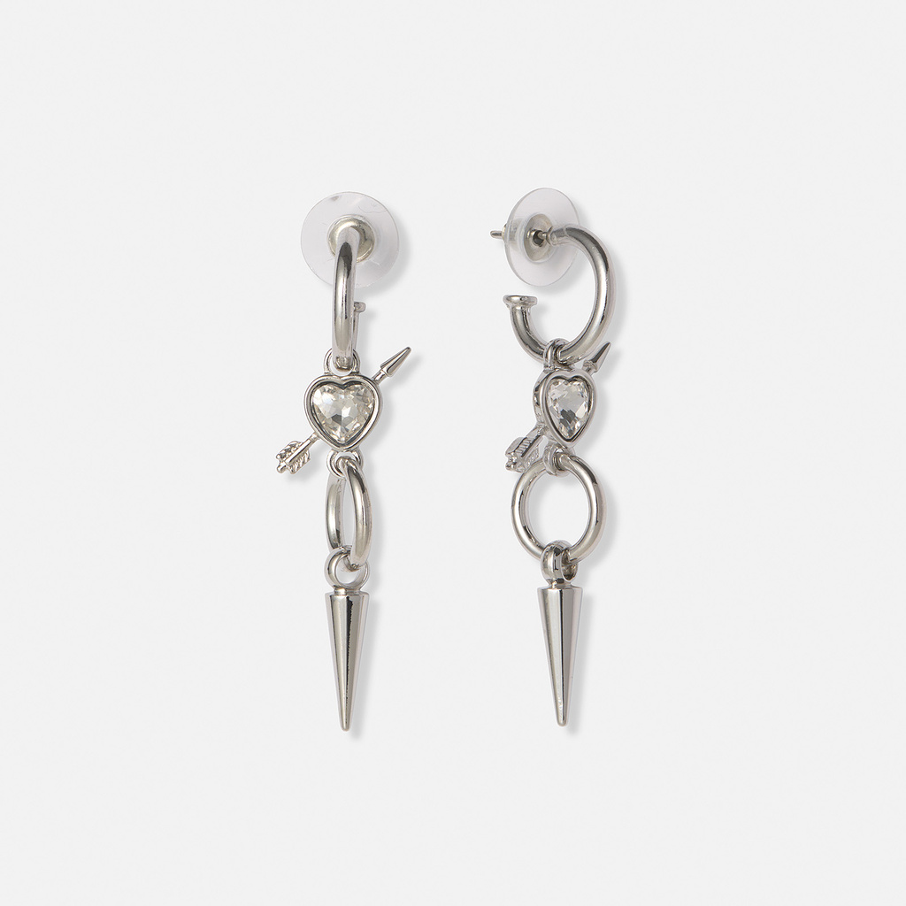 Silverfärgade örhängen, vitt hjärta med pil - 50mm