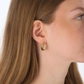 Breda guldfärgade U-formade hoops - 15x20mm