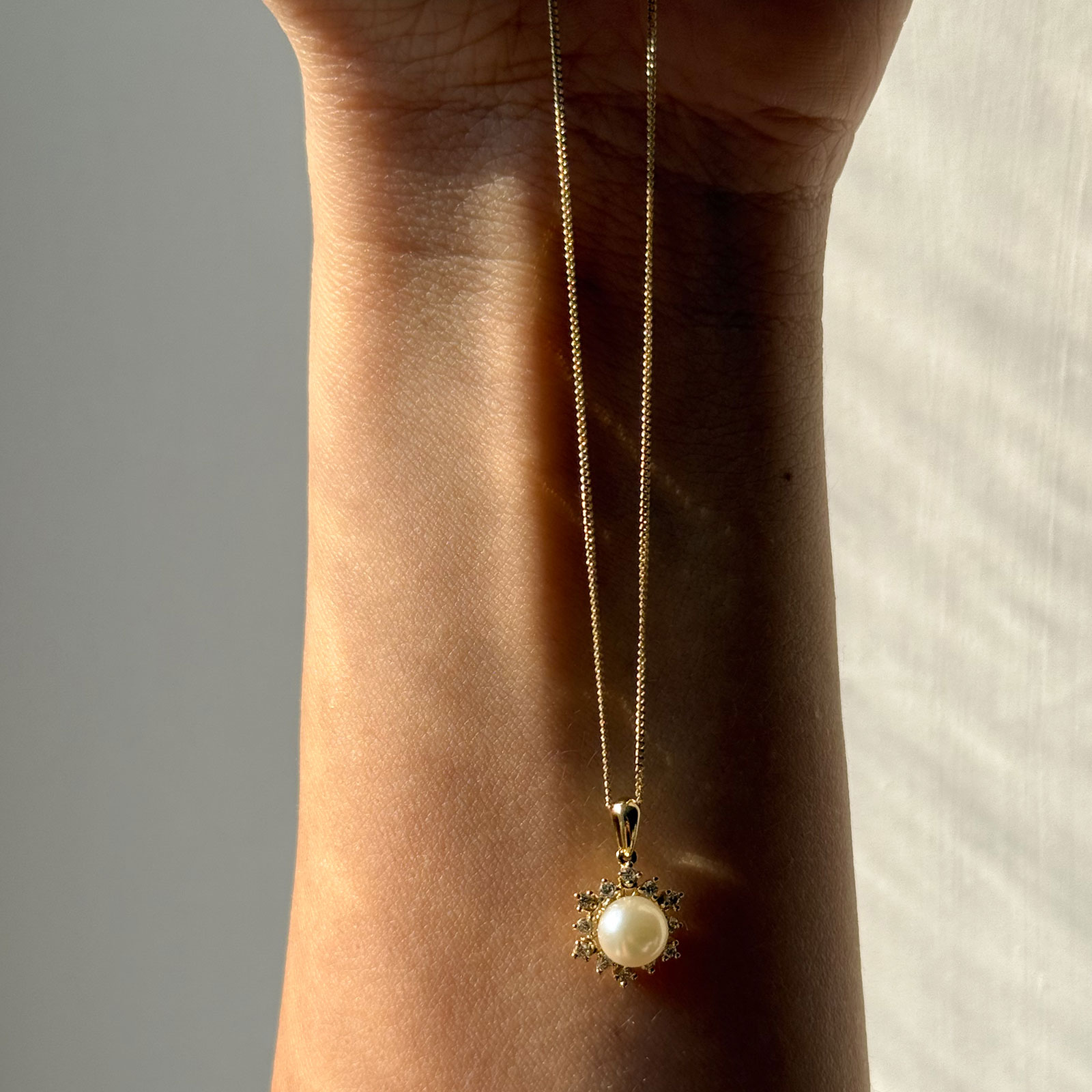 Je t´aime halsband 18K guld - Cap d’Or Akoya