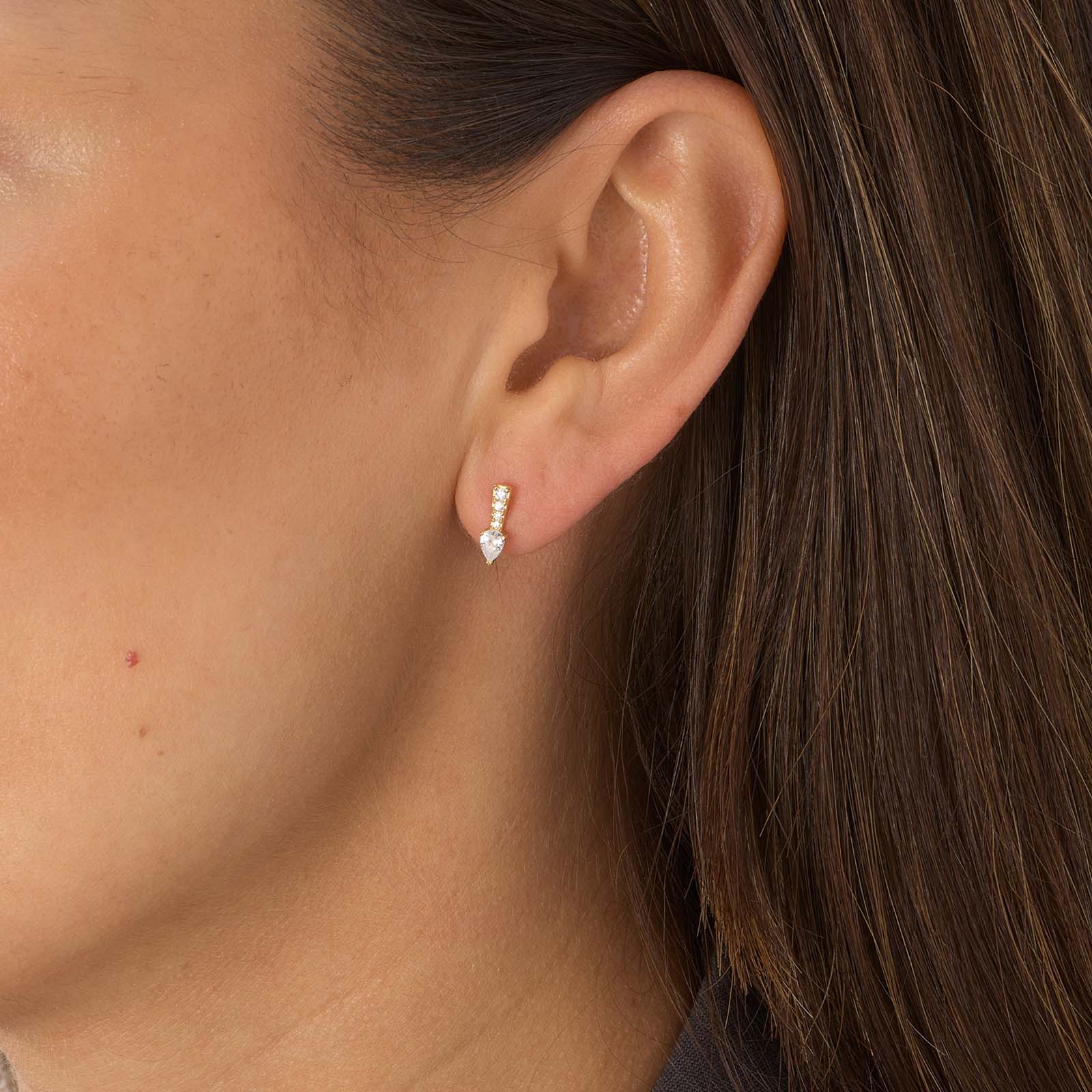 Guldpläterade silverörhängen, studs pil med Kubisk Zirkonia