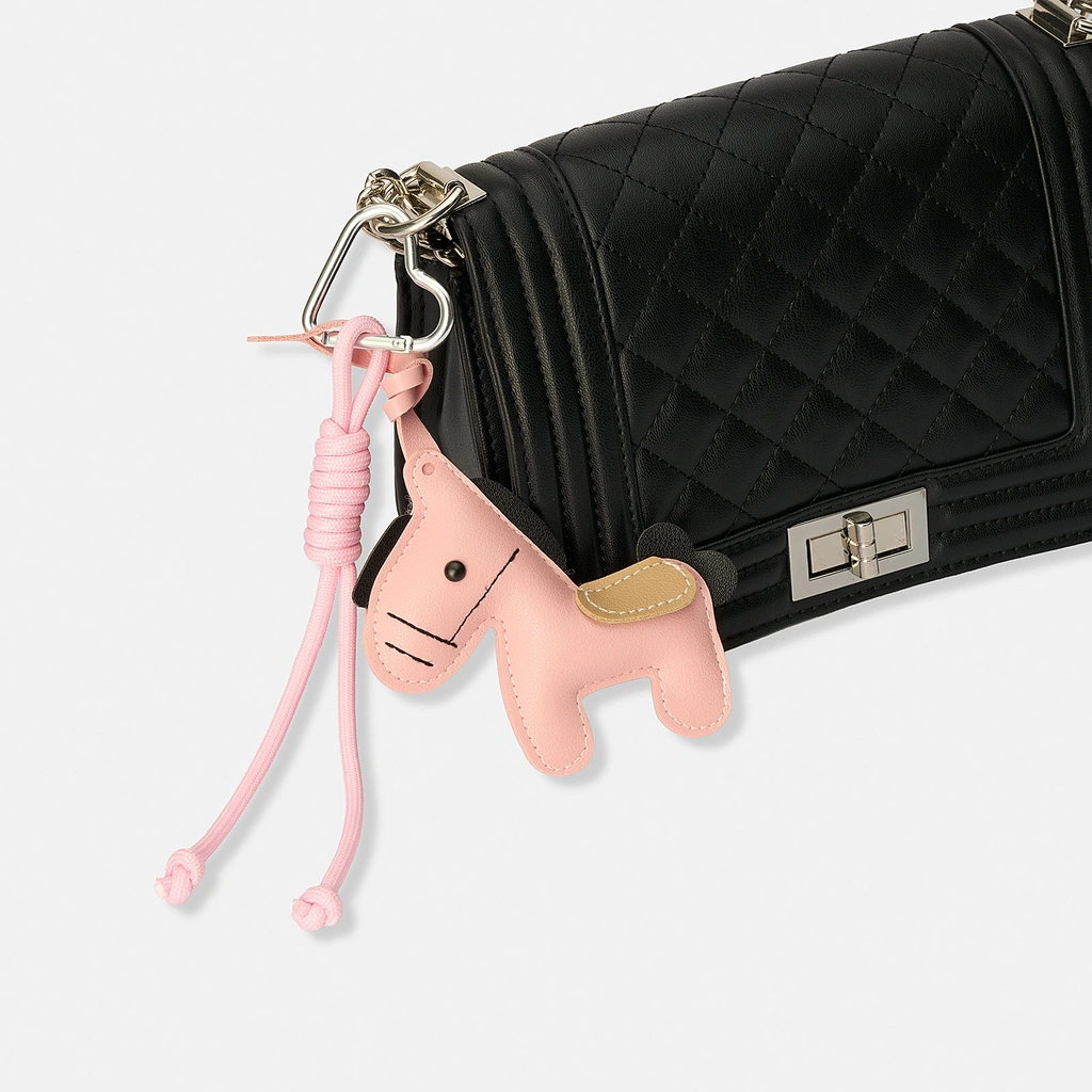 Väskaccessoar - rosa häst