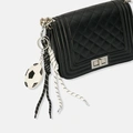 Väskaccessoar - fotboll & knopar