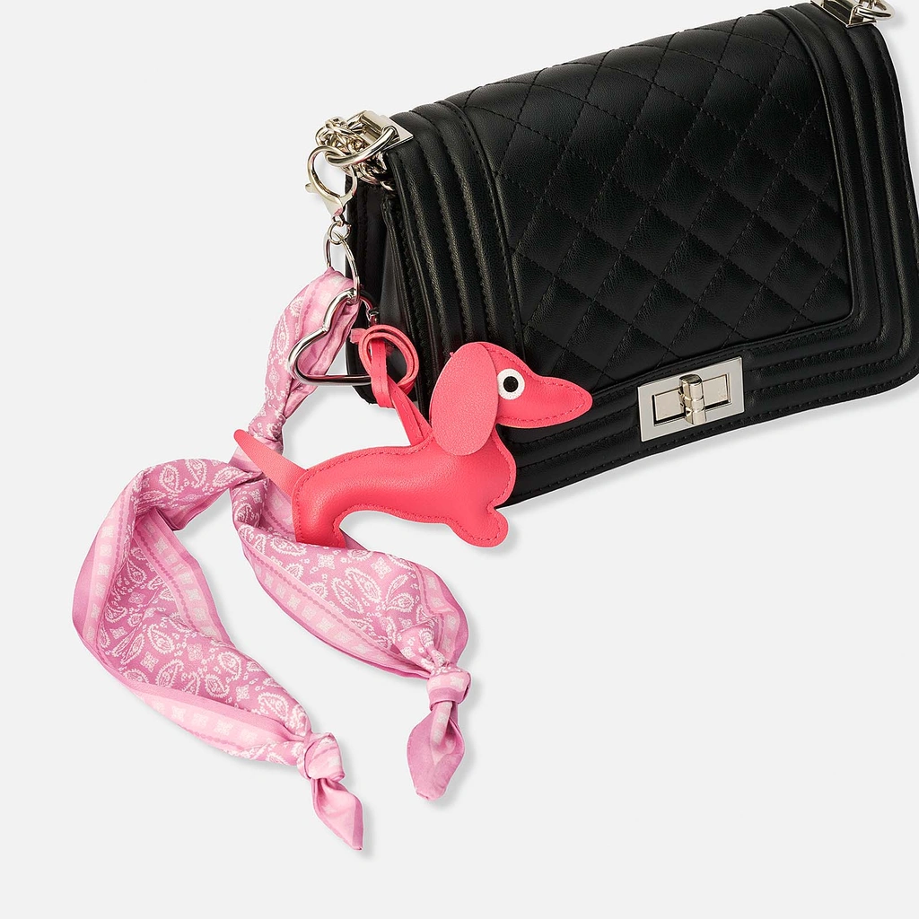 Väskaccessoar - rosa tax med scarf