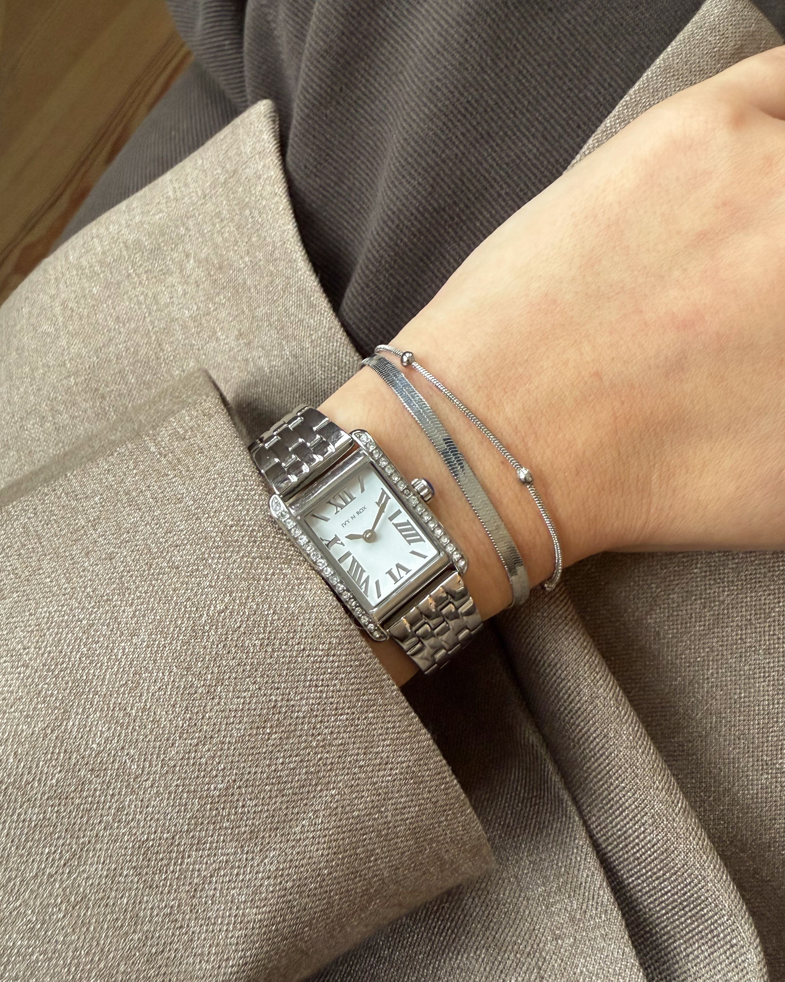 Ivy n Rox Bliss klockset dam - rektangulär, silver, 19x28 mm