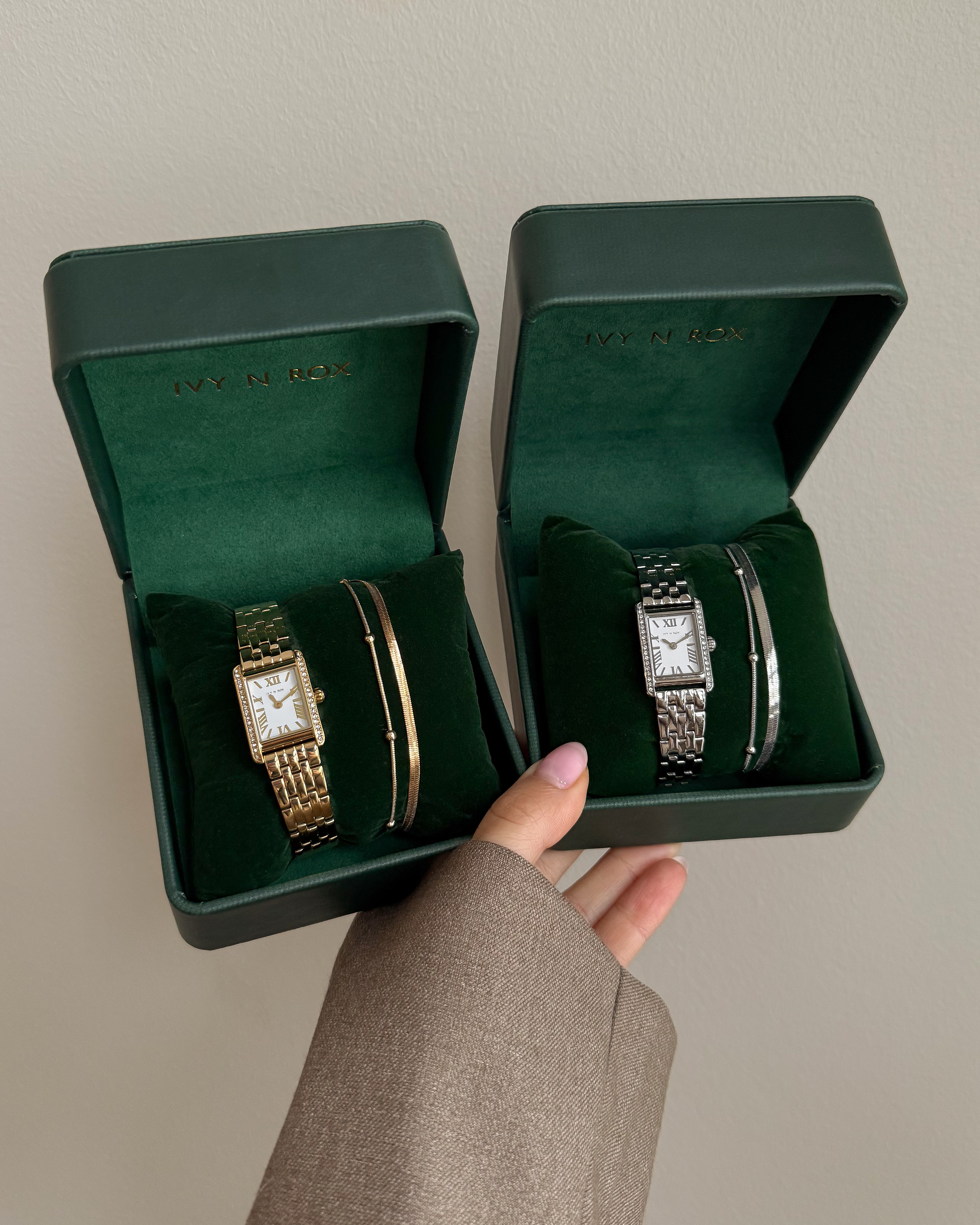 Ivy n Rox Bliss klockset dam - rektangulär, guld, 19x28 mm