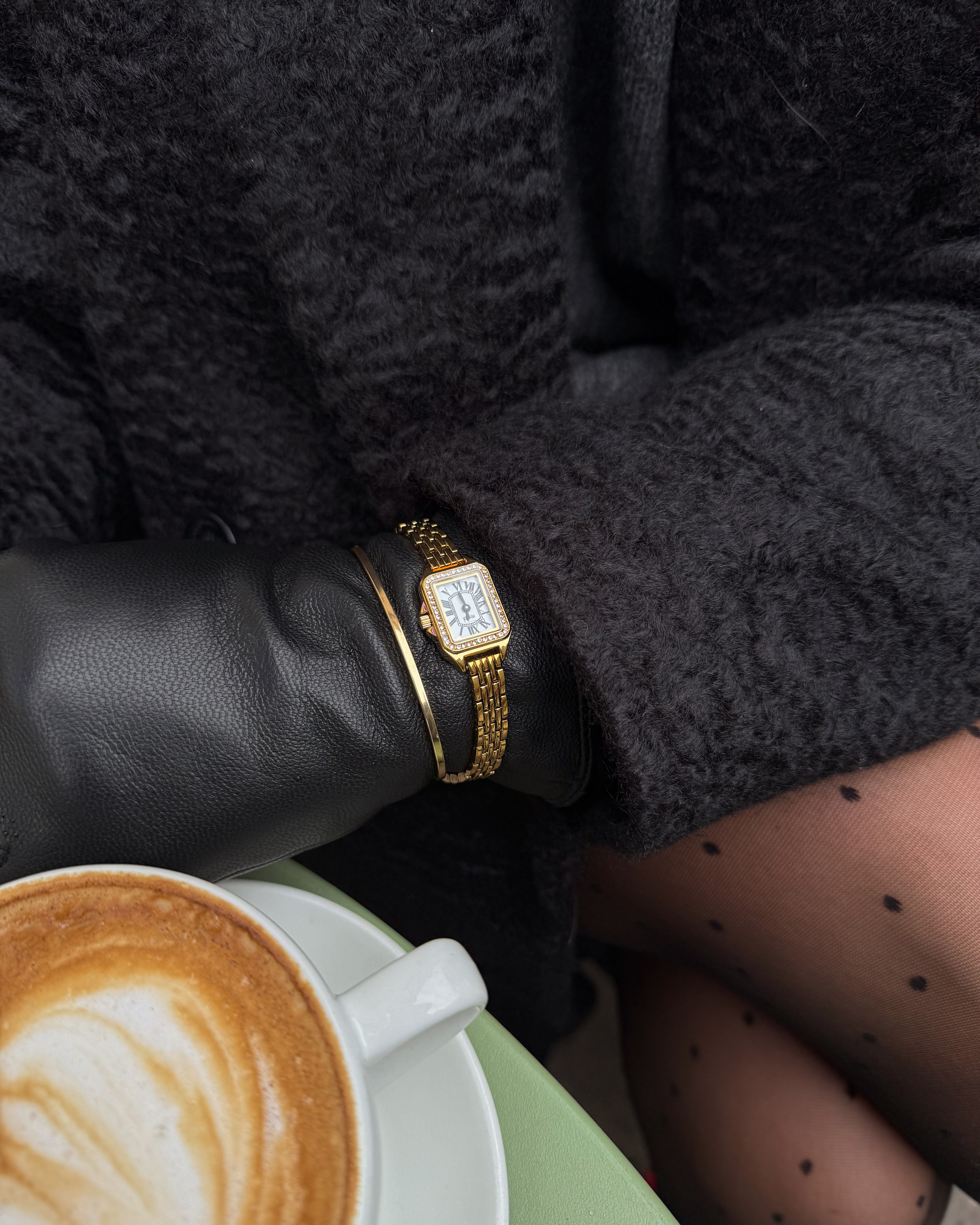 Regal klockset dam - metallband, guldton, 18x28 mm