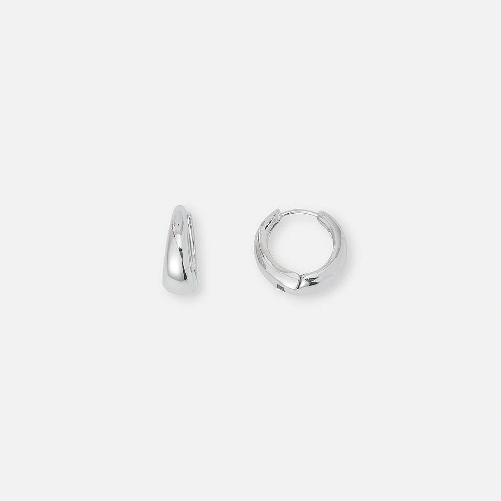 Silverfärgade örhängen, creoler - 1,9 cm