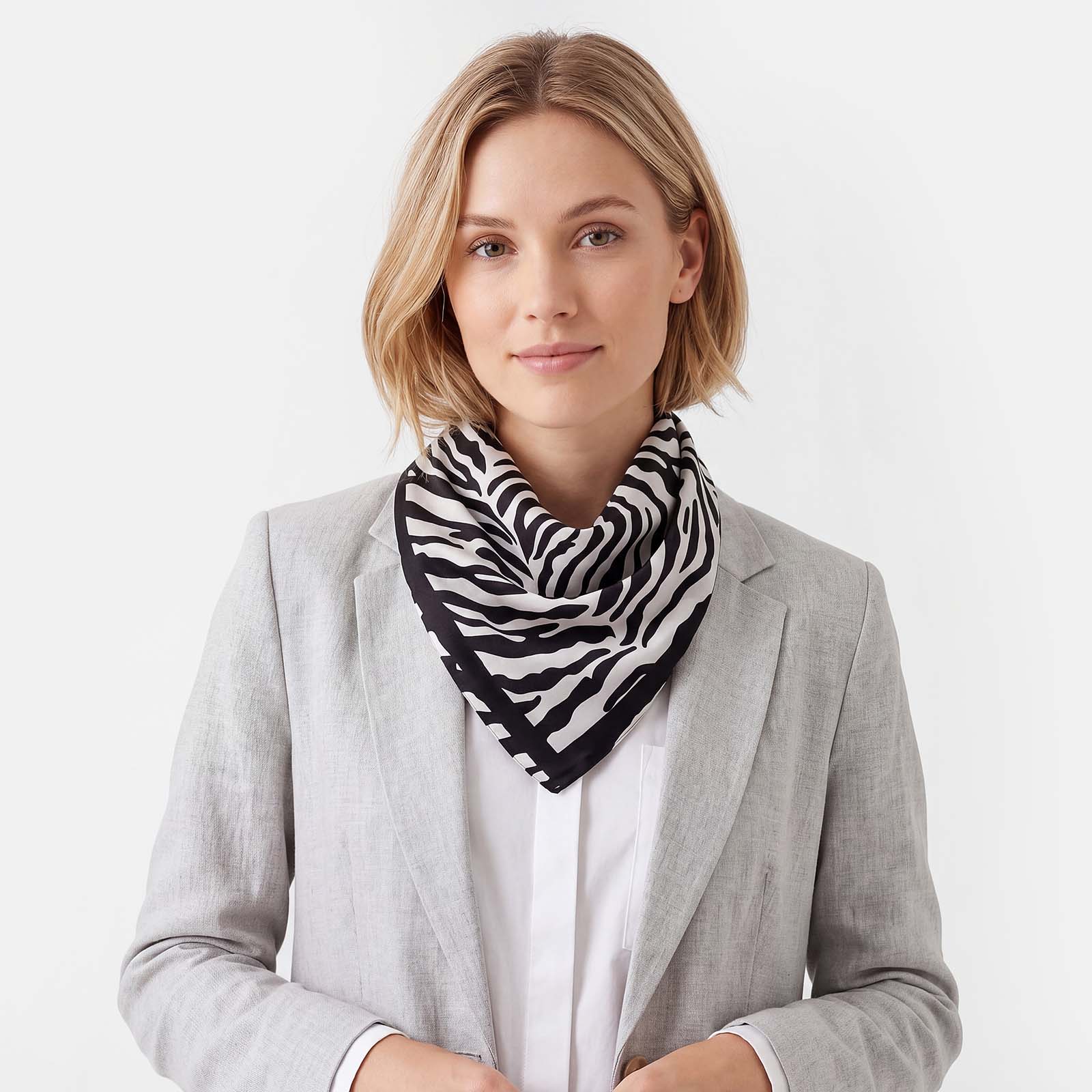 Svart och vit zebramönstrad scarf
