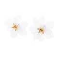 Örhängen, stora vita blommor med gulddetaljer - 5cm