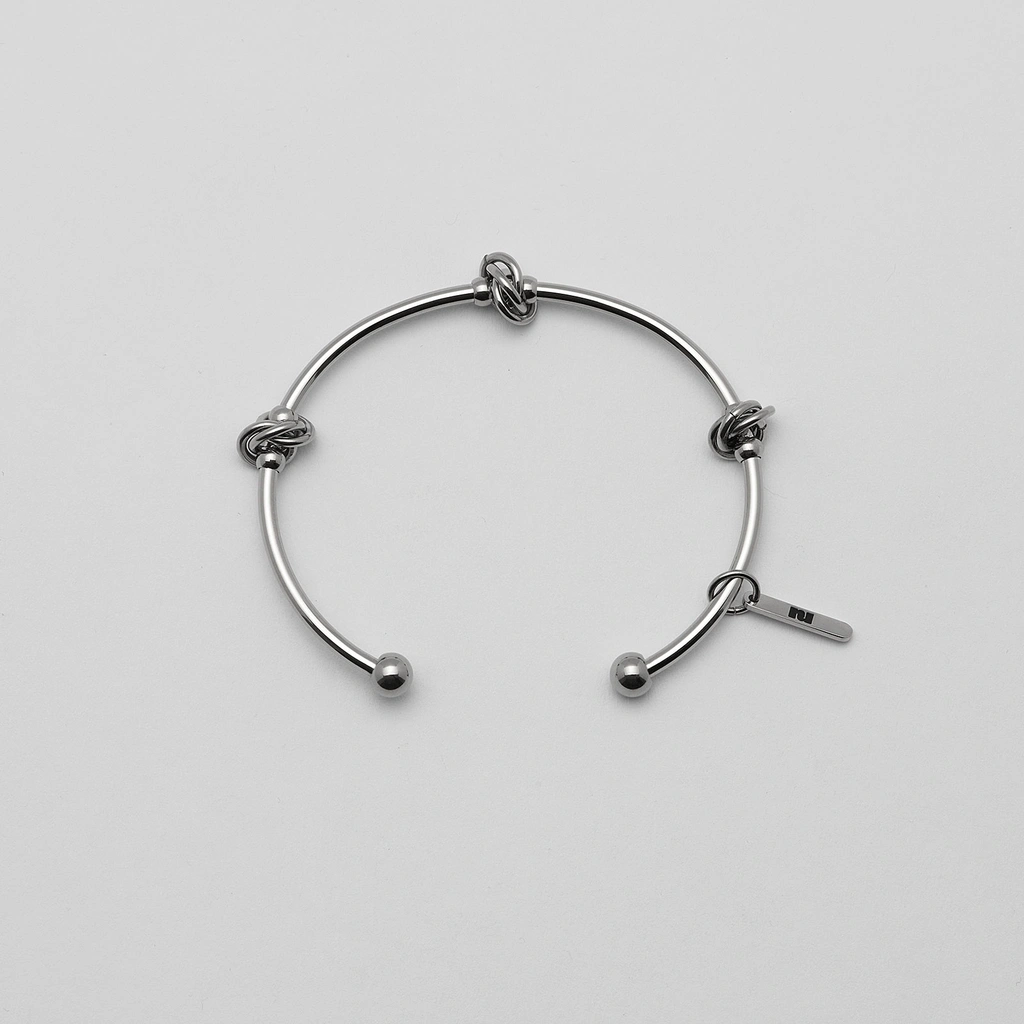 Armband i stål, bangle med knutar - 2,5 x 66,5 mm