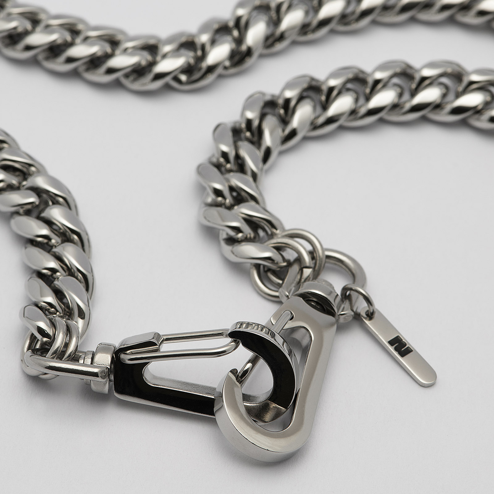 Halsband i stål, pansarlänk med hake - 10 mm x 43 cm