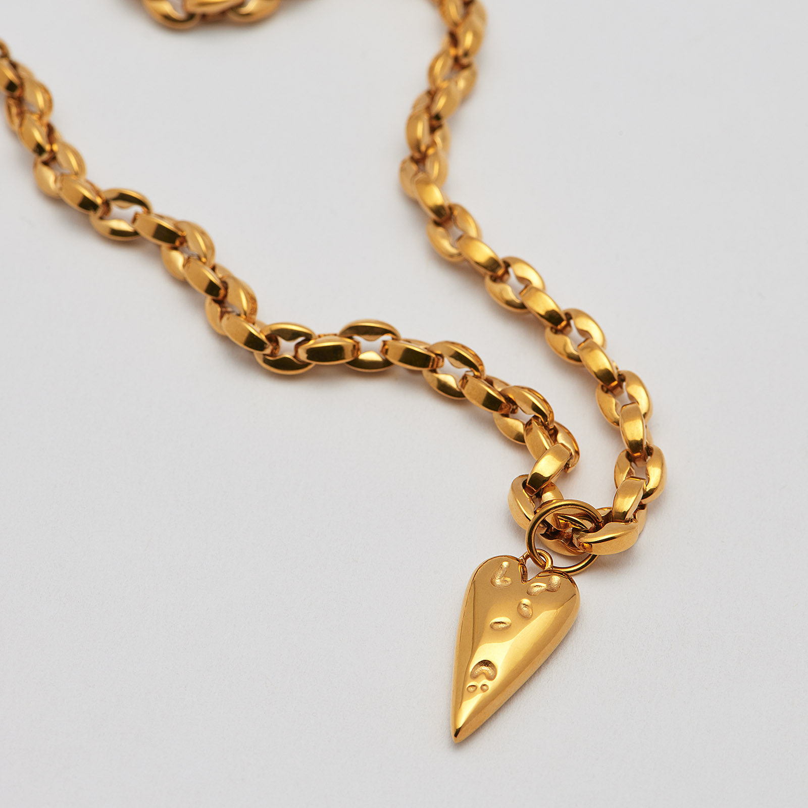 Halsband i guldpläterat stål, kedja hjärta - 5 mm x 40+5 cm