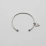 Armband i stål, bangle med hjärta - 2,5 mm x 66,5 mm