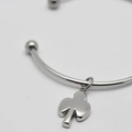 Armband i stål, bangle med klöver - 2,5 mm x 66,5 mm