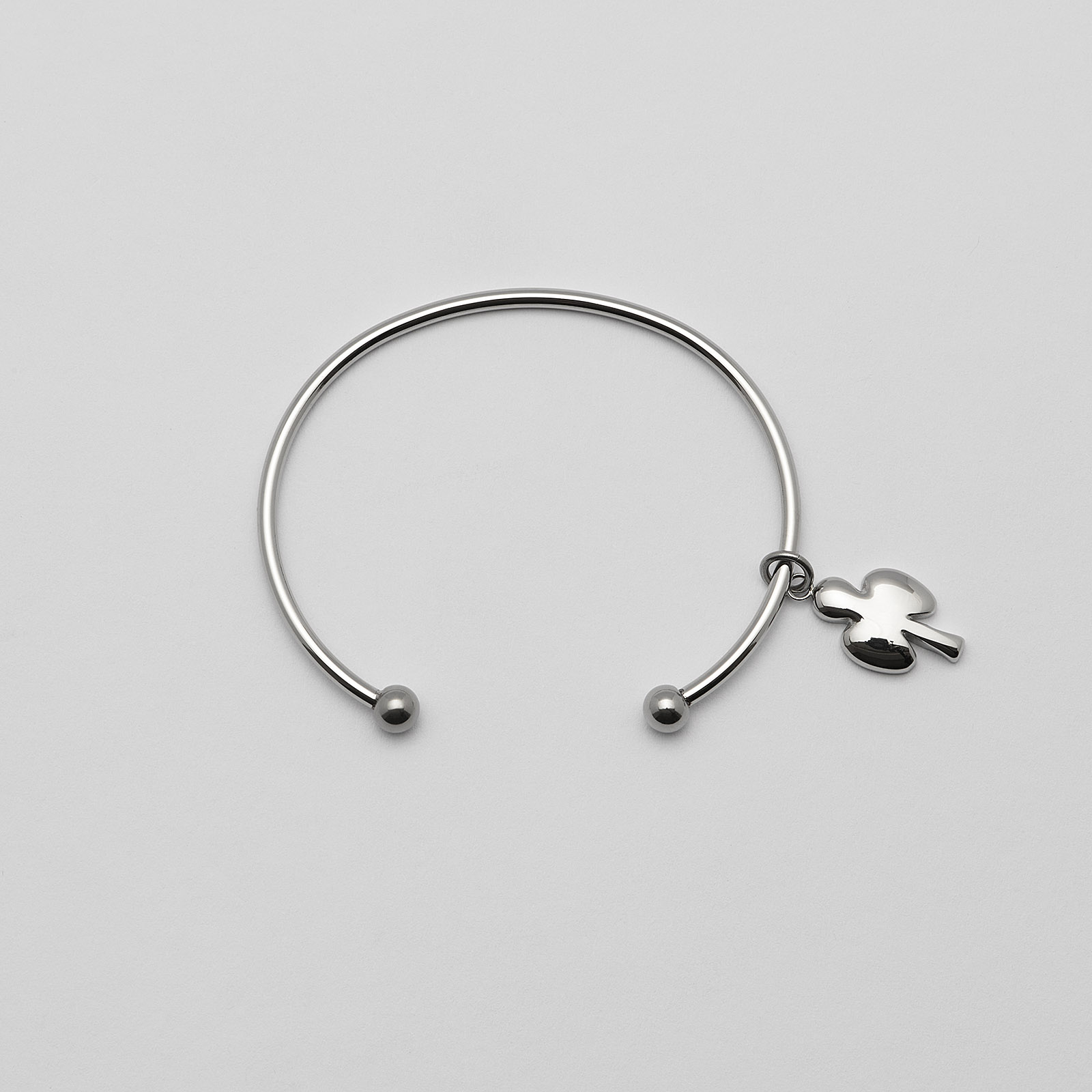Armband i stål, bangle med klöver - 2,5 mm x 66,5 mm
