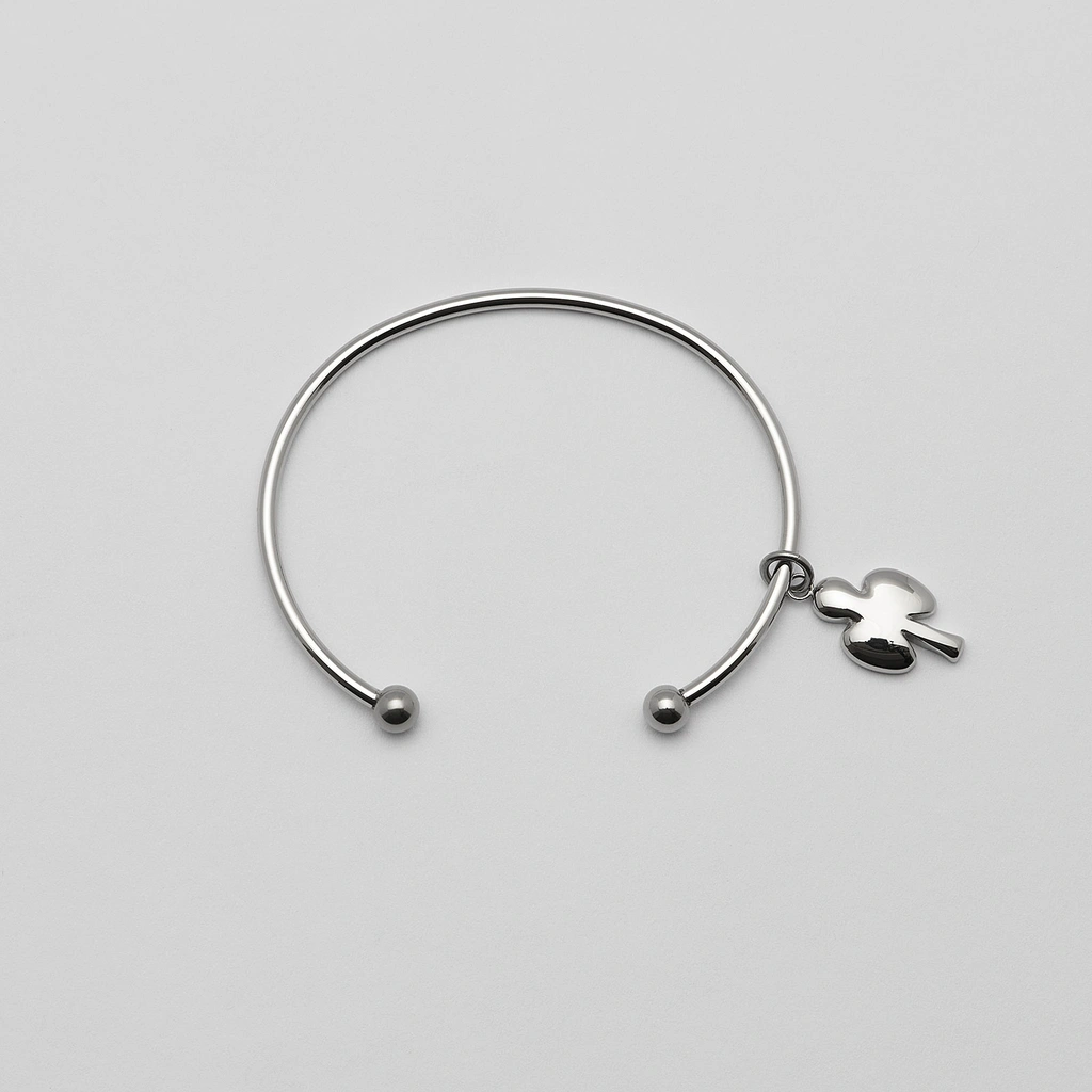 Armband i stål, bangle med klöver - 2,5 mm x 66,5 mm