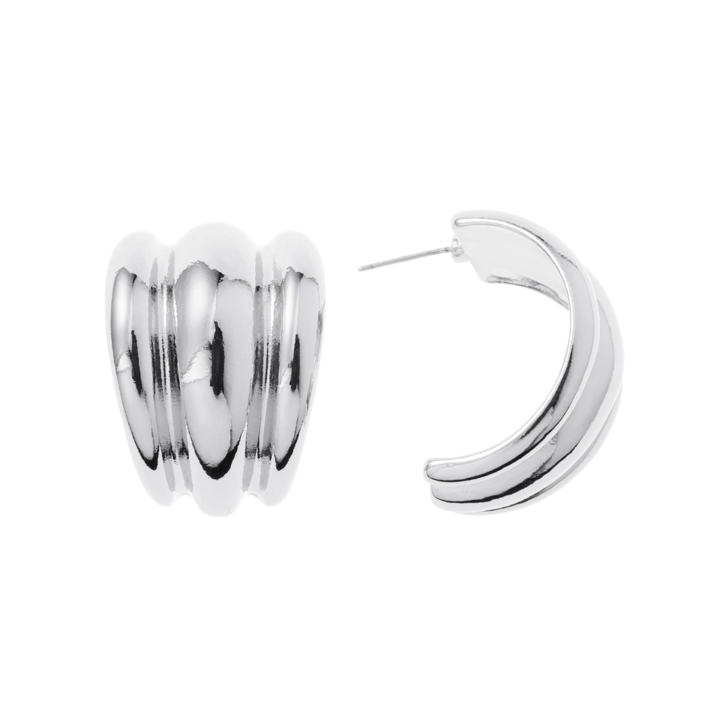 Silverfärgade örhängen, treradiga C-hoops - 2,5x2,5 cm