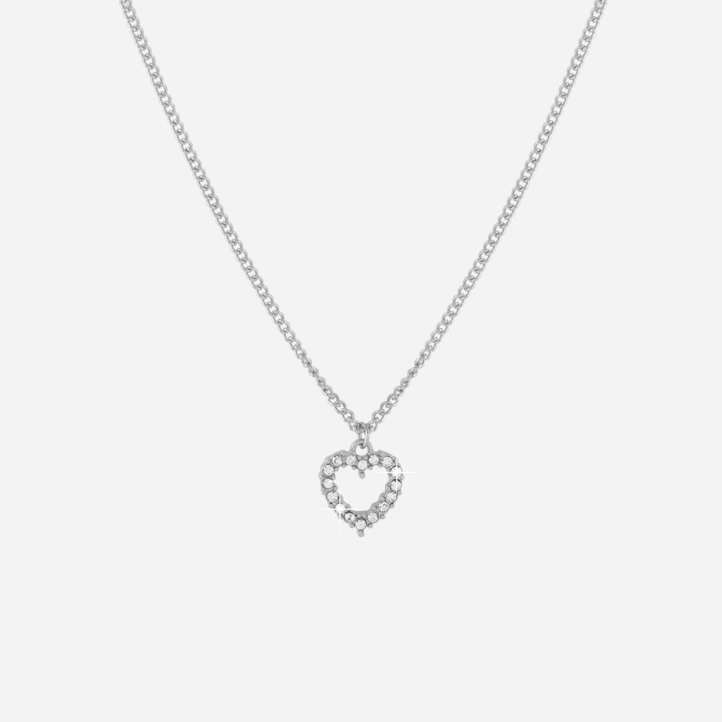 Silverfärgat halsband med hjärta som berlock